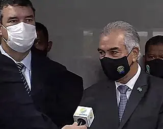 Reinaldo deixa candidatura no ar