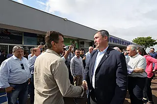 Riedel é recebido por Marçal e vistoria obras no aeroporto