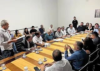 Ishy diz que vinda de ministros ajuda a mostrar necessidades