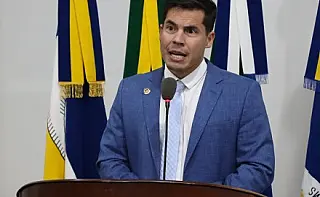 Vereador Dr. Diogo cobra esclarecimentos sobre transporte público em Dourados