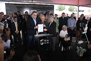 Governador entrega nova sede do DOF e autoriza obra na Ponciano