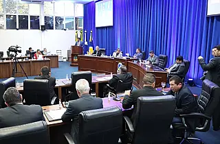 Vereadores votaram mais de 200 projetos no semestre