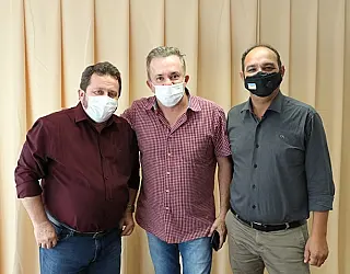 Vander Loubet anuncia a Laudir liberação de recursos do Orçamento para Dourados