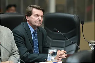 Silas Zanata solicita trituradora de pedras e madeiras para reforma de pontes