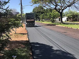 Laudir propõe parceria para construir calçadas