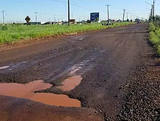 Vereador é atendido com asfalto em trecho da Marginal Guaicurus
