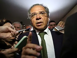 Guedes diz que políticos tem que se reinventar com o fim do toma lá dá cá