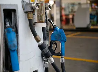 Revendedores de combustíveis já pagam mais caro pela gasolina nas refinarias