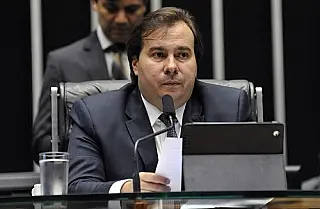 Câmara deve votar em fevereiro limite dos supersalários