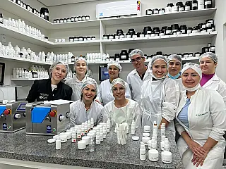 Pós-Graduação em Estética visita técnica com experiência sensorial