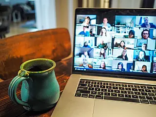 ABMES aponta crescimento expressivo na procura por cursos a distancia