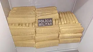 Dupla é presa com quase 100 quilos de maconha em veículo