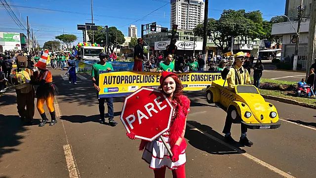 Instituições levam apelo social para desfile na avenida