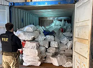 PRF descobre entreposto com 8 ton de maconha em Dourados