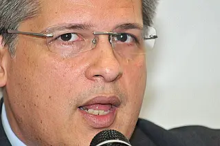 Médico alvo da Operação Sangue Frio morre em casa de massagem