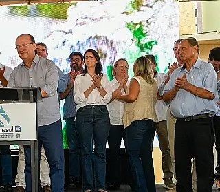 Zé Teixeira aplaude lançamento de licitações para aldeias