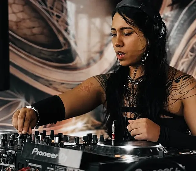Grito Rock estreia com música eletrônica na Praça