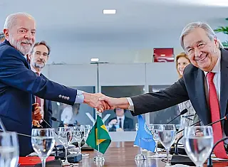 Declaração final de encontro pressiona governo brasileiro