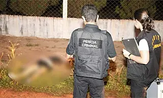 Mulher aparentemente grávida é violentada e morta