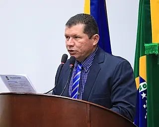 Olavo cobra atraso em pagamento a servidores da UTI do Hospital da Vida