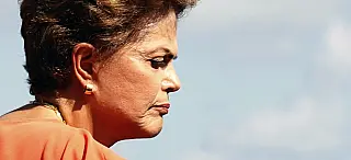 Dilma reúne aliados e pode deixar o PT