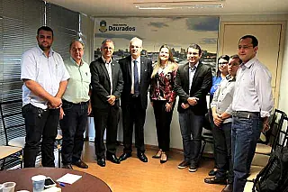 Vereadores recebem Elizeu Dionizio e debatem ações para o município