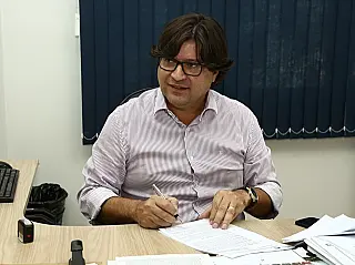 Prefeitura contrata conclusão de centro social em antigo assentamento