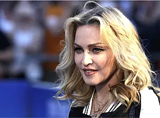 Madonna vai adotar mais 2 crianças do Malawi