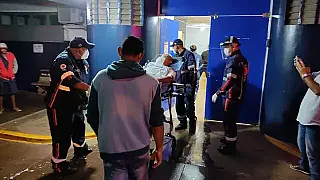 Trabalhadores são baleados na troca de turno