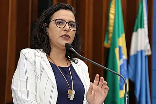 Gleice Jane defende revisão da municipalização do ensino em MS