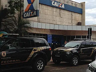 Dinheiro encontrado em caminhão durante a campanha é depositado na Caixa
