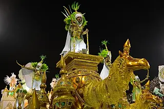 Título de campeã do carnaval 2017 será dividido entre Portela e Mocidade