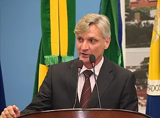 Alimentação diferenciada na merenda atende Dirceu Longhi