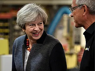 Theresa May pedirá a dissolução do Parlamento britânico à rainha Elizabeth II