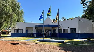 Prefeitura entrega revitalização de prédio do CCZ