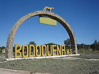 Em casa alugada para o carnaval, homem estupra adolescente de 13 anos
