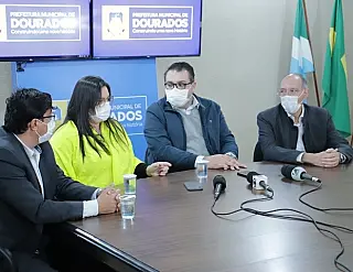Prefeitos querem fechar transporte intermunicipal à Covid no próximo feriado