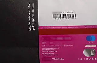 Banco afirma que própria usuária trocou sobrenome por 'vagabunda' ao pedir cartão de crédito