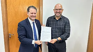 Renato cobra Estado para contratação de administrativos para a Escola Presidente Vargas