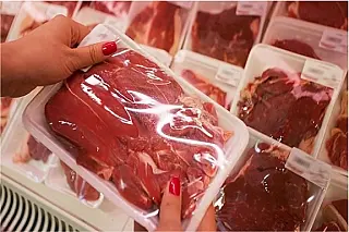 Hong Kong suspende embargo à carne de frigoríficos não investigados