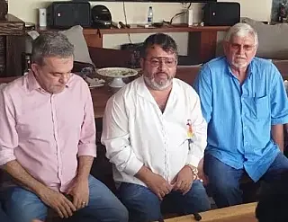 Bernardo entra no PT de olho em 2026