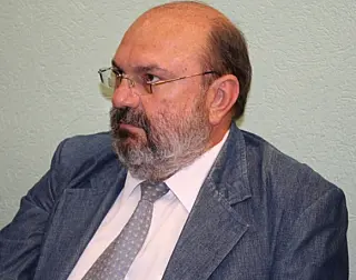 Juiz aprova novo salário de Alan