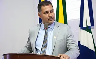 Márcio Pudim defende ampliação da isenção da COSIP para famílias beneficiárias