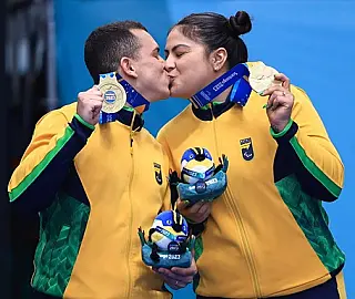 Brasil volta com 343 medalhas do Chile