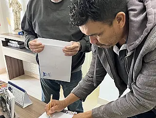 Pré-candidatos recebem cópias da cartilha do CODED