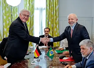 Lula diz que Trump humilha Zelensky