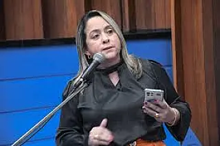 Lia Nogueira defende a participação ativa das mulheres
