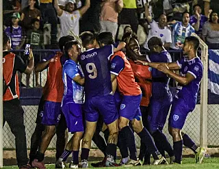 Pantanal cai na estreia, Ivinhema avança