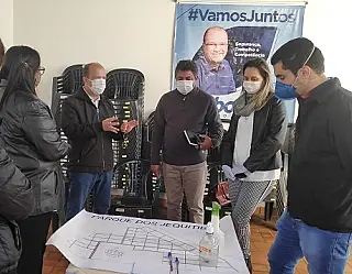 Moradores do Jequitibás pedem apoio de Barbosinha por asfalto