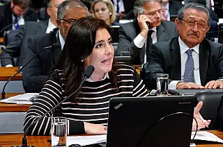 Moraes é questiondo por Simone Tebet sobre demarcação de terras indígenas